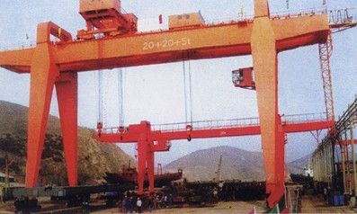 5～75/20噸雙梁A型吊鉤門(mén)式起重機(jī)